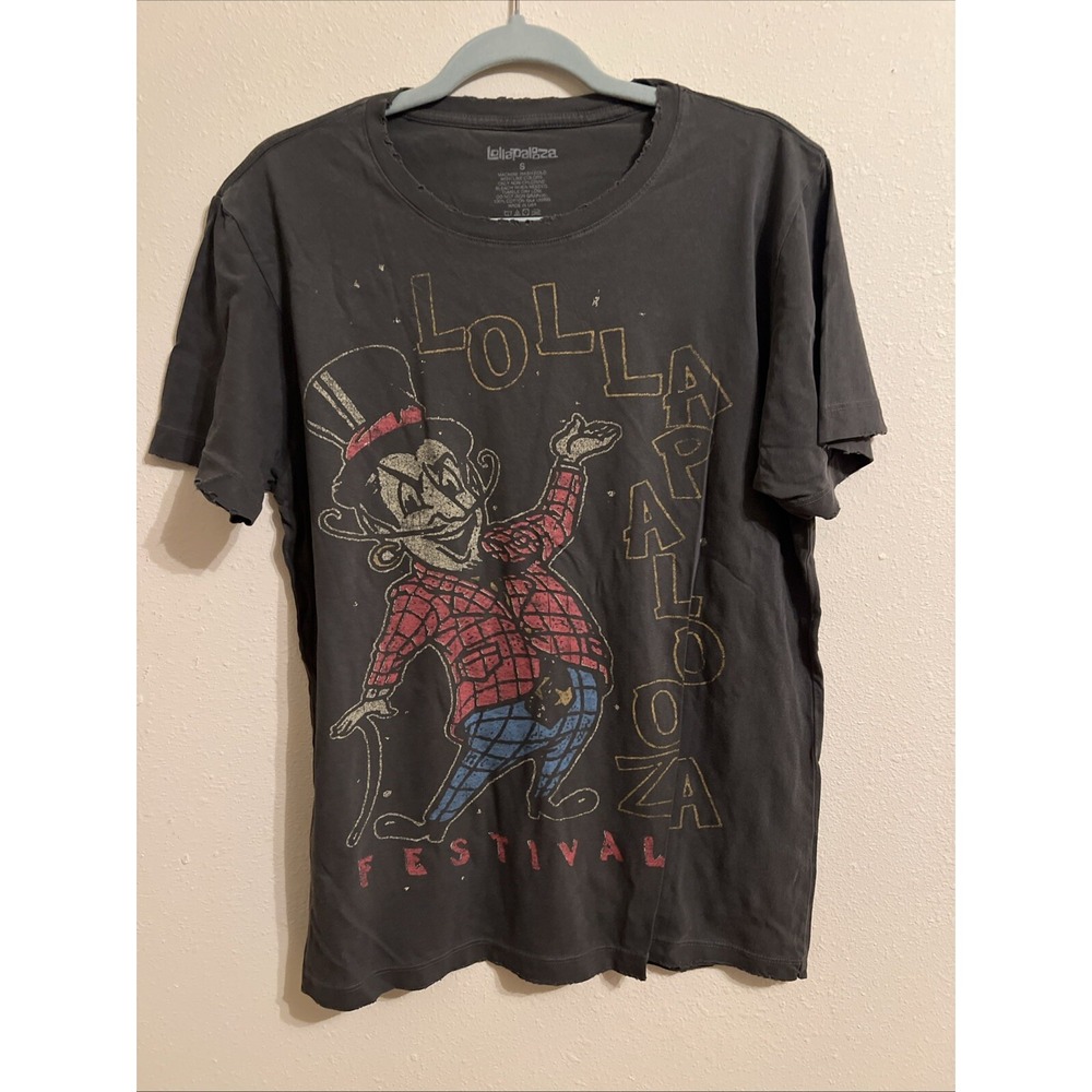 Lollapalooza 2021 Distressed T Shirt Size Small Made In USA